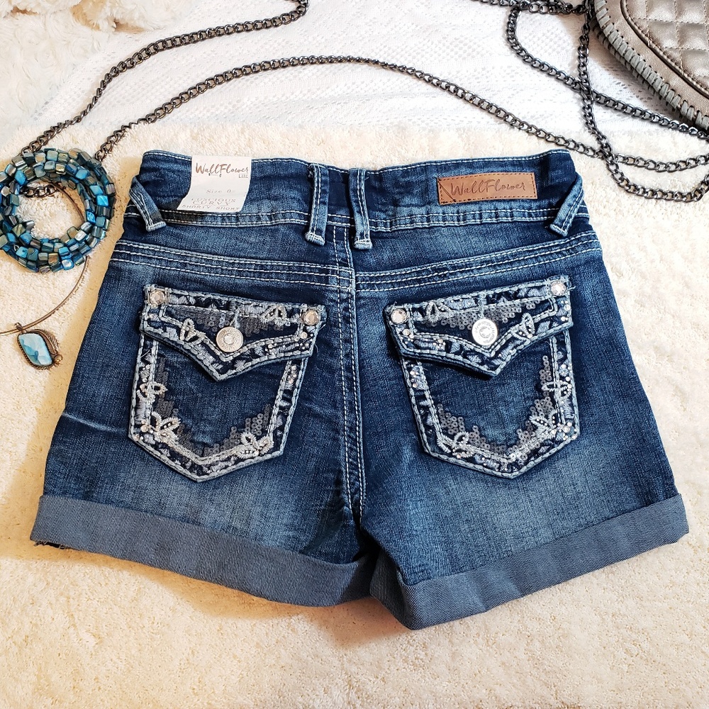 NWT! Wallflower Shorts size 0